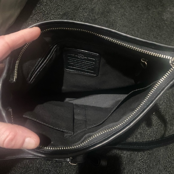 Coach purse - Picture 3 of 3